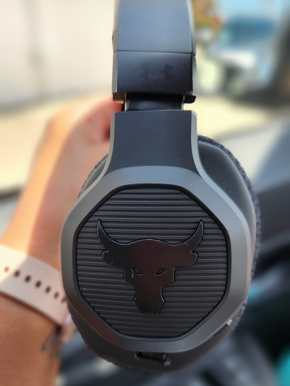 Bull Logo Over-Ear Headphones in Black